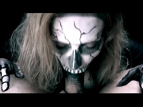 ❤️ Demonska djevojka siše kurac svojim crnim ustima i guta spermu. ️❌ Tvrdi porno na bs.bladesoul.top ❤